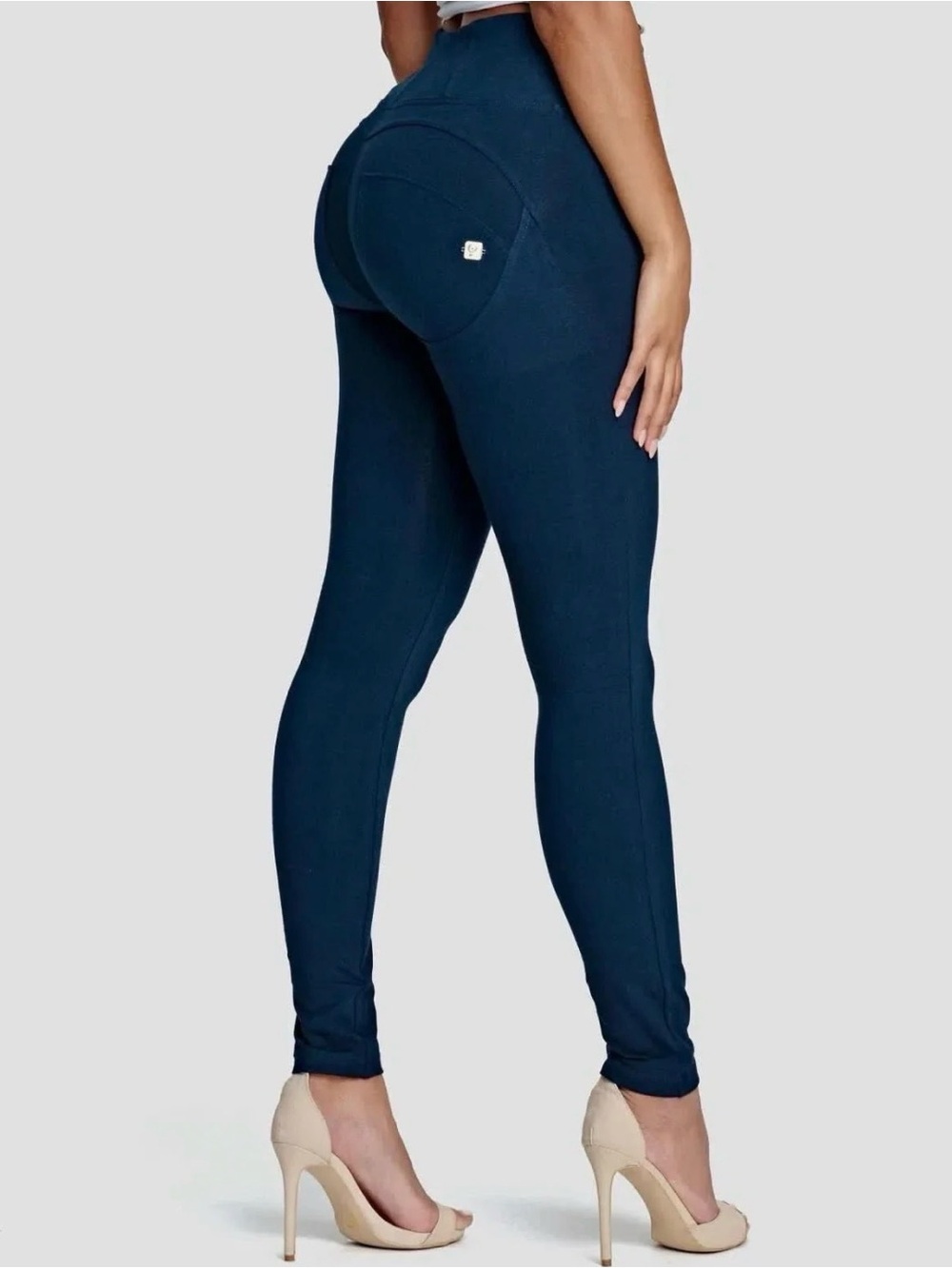 Freddy WR.UP Fashion High-Waist Navy Women’s Sculpting Jeggings XL New With Tags